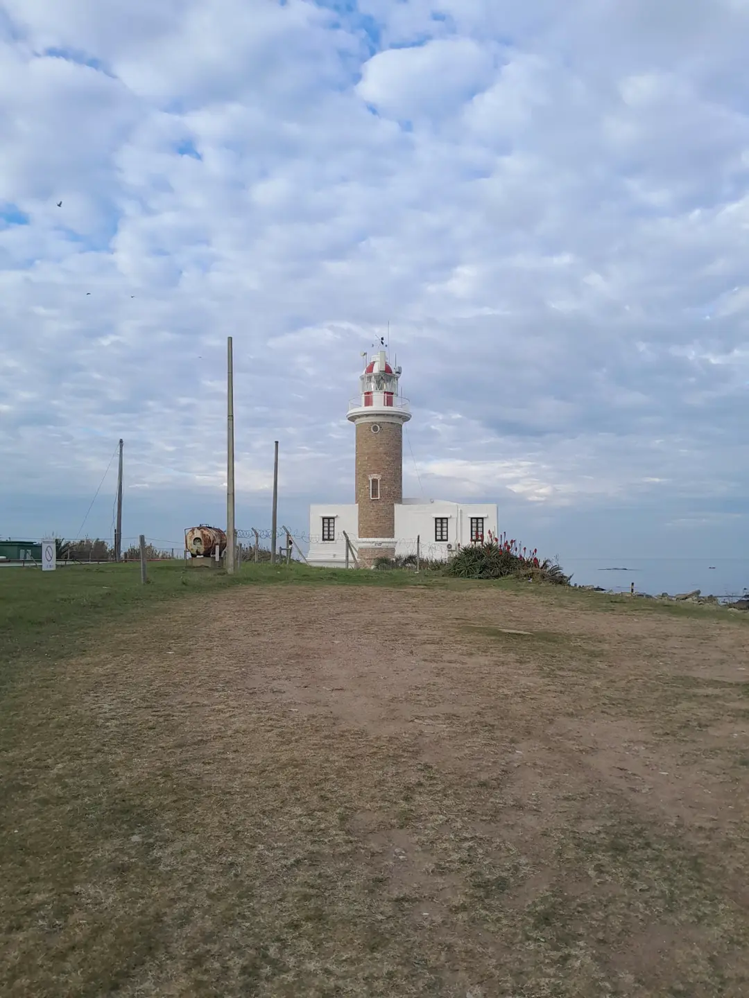 The Punta Carretas lighthouse tower, seen from the Punta Brava detour.